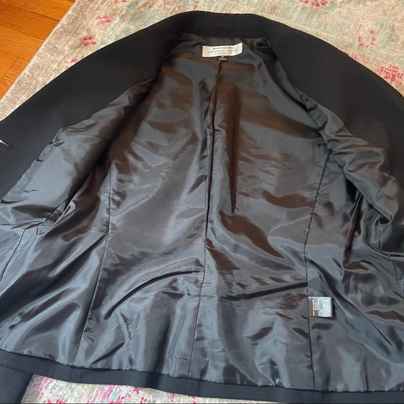 Tahari Petite Black Blazer - Picture 8 of 8